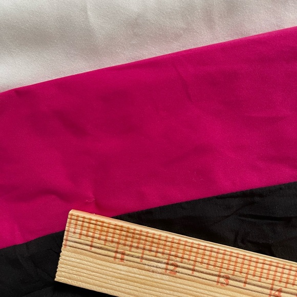 North Face Flight Series Flash Dry Women’s Hiking Windbreaker Sporty Jacket - Picture 7 of 8